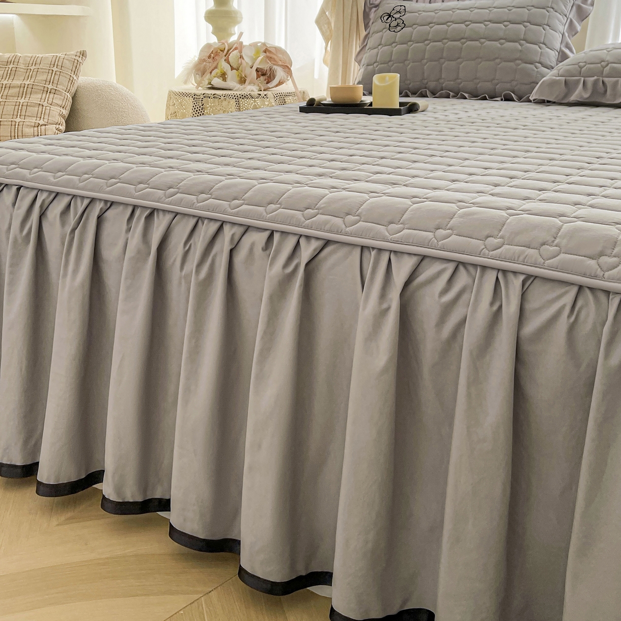 91家纺网 家纺一手货源 找家纺 笠裙家纺 2025新款A类110克水洗棉新疆棉花夹棉单床裙 床裙单件 棉花-浅灰