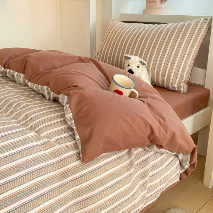 91家纺网 家纺一手货源 找家纺 寐居家纺 2025新款亲肤舒适全棉纯棉色织水洗棉学生三件套 布丁-咖