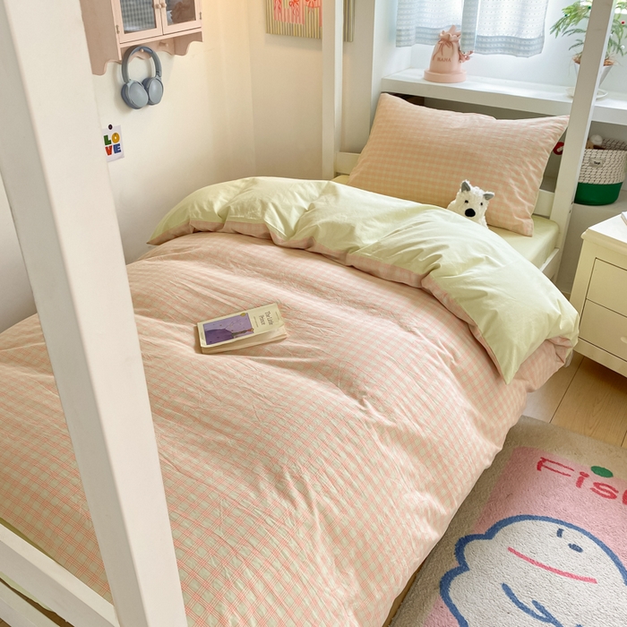 91家纺网 家纺一手货源 找家纺 寐居家纺 2025新款亲肤舒适全棉纯棉色织水洗棉学生三件套 莫尼-红