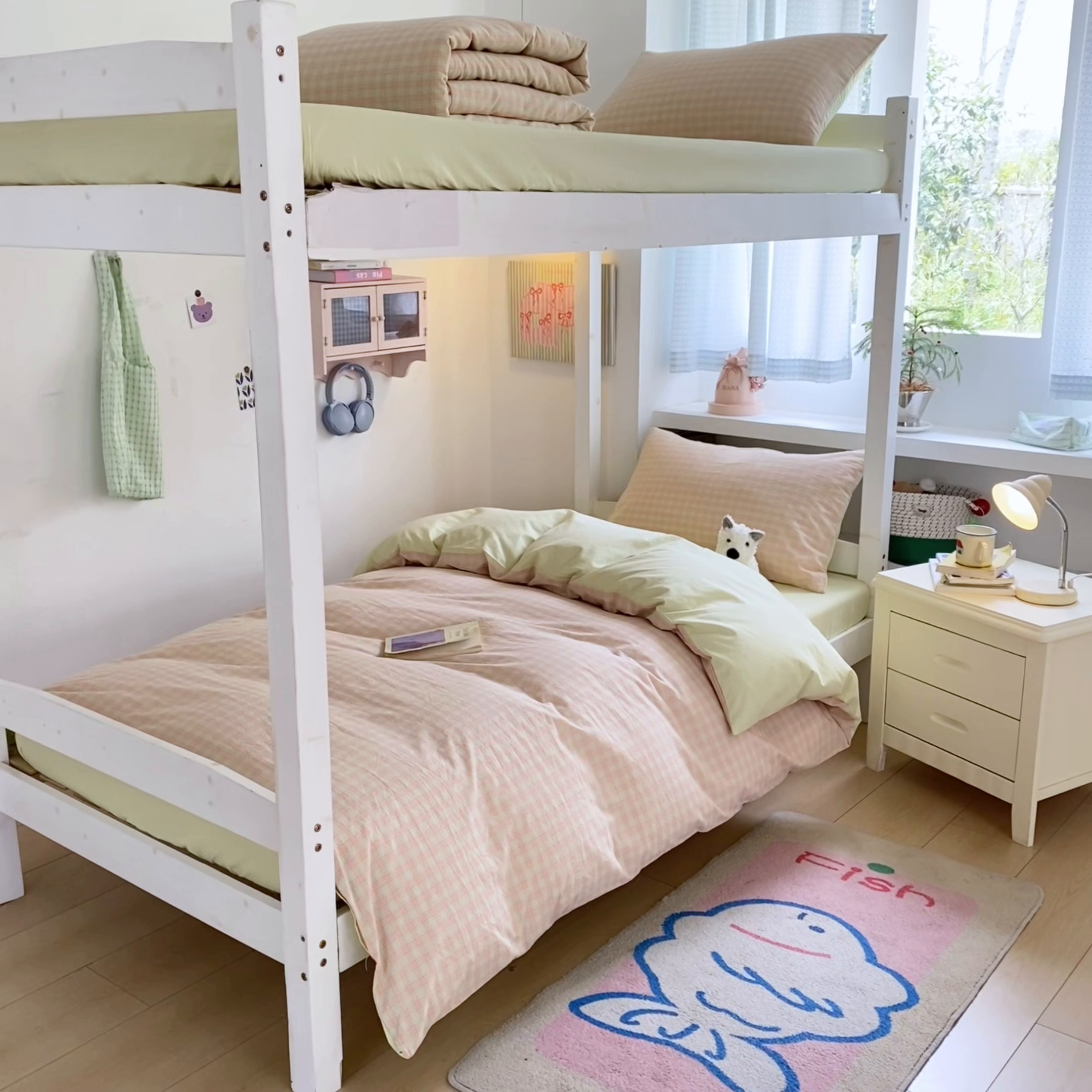 91家纺网 家纺一手货源 找家纺 寐居家纺 2025新款亲肤舒适全棉纯棉色织水洗棉学生三件套 莫尼-红