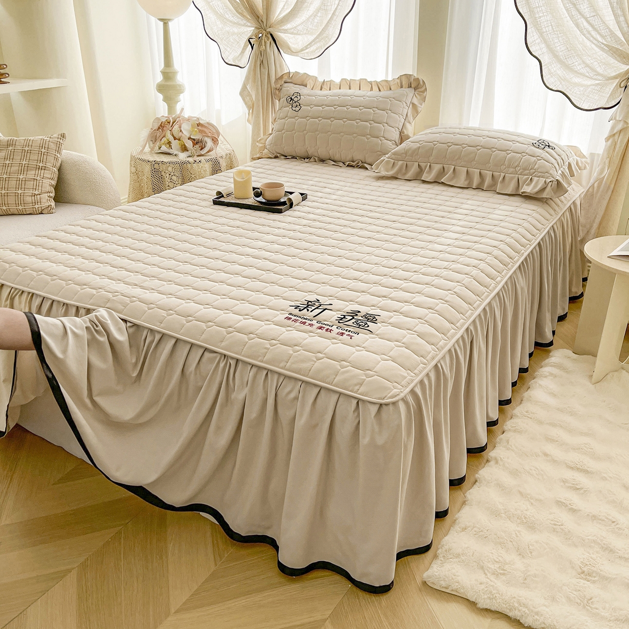 91家纺网 家纺一手货源 找家纺 笠裙家纺 2025新款A类110克水洗棉新疆棉花夹棉单床裙 床裙单件 棉花-浅咖