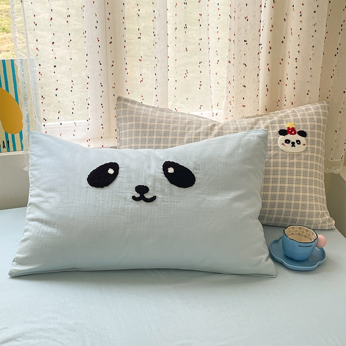 91家纺网 家纺一手货源 找家纺 寐居家纺 2025新款全棉纯棉A类双层纱拼接毛巾绣花四件套 团团熊猫