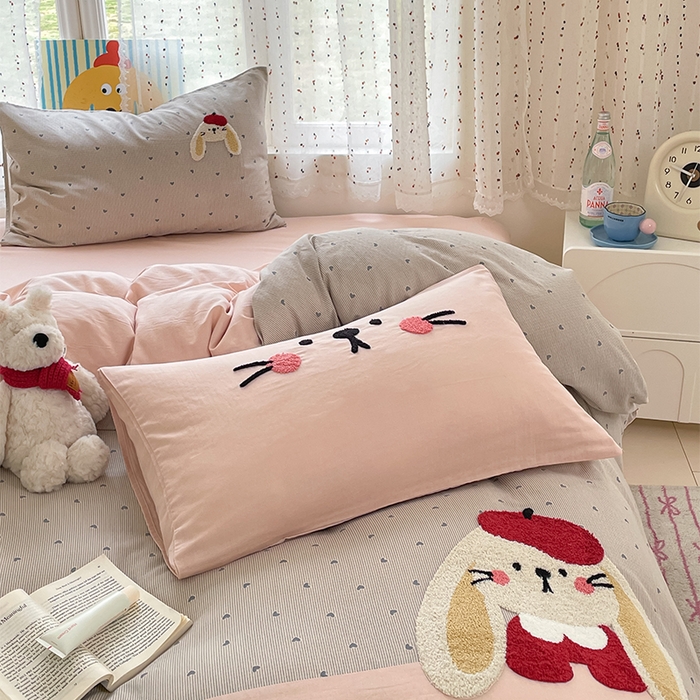 91家纺网 家纺一手货源 找家纺 寐居家纺 2025新款全棉纯棉A类双层纱拼接毛巾绣花四件套 萌兔之星