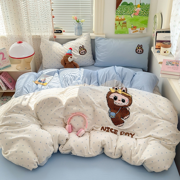 罗亿家纺 2025新款云感双层纱卡通毛巾绣四件套（拉布布系列场景二） 可爱布布-蓝波点