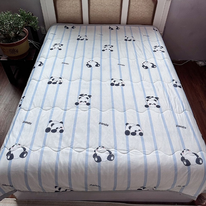 91家纺网 家纺一手货源 找家纺 （总）歌历斯家纺 2025新款凉感丝夏被清仓亏本处理印花夏被学生夏被被子被芯颜色随机