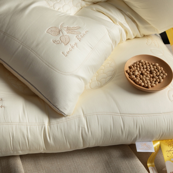 91家纺网 家纺一手货源 找家纺 慕尚家纺 2025新款简约天丝棉绣花枕头枕芯 舒适大豆枕 48x74cm/只