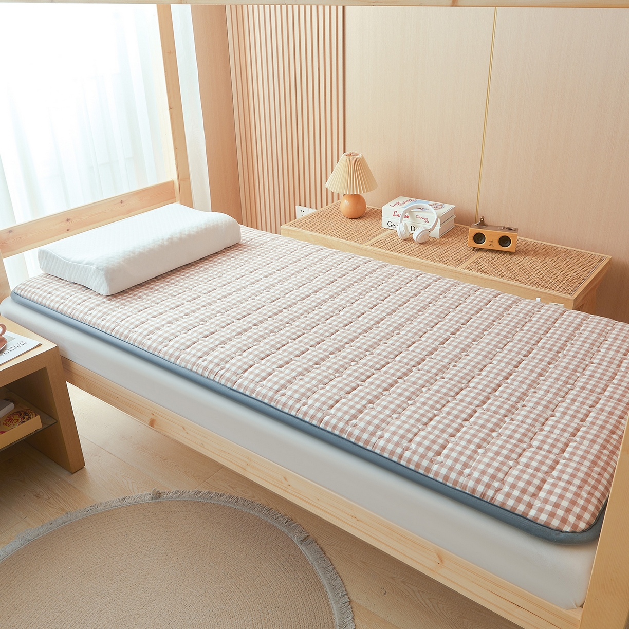 91家纺网 家纺一手货源 找家纺 丽诺床垫 2025新款全棉色织棉花学生床垫 棉花床垫-咖小格