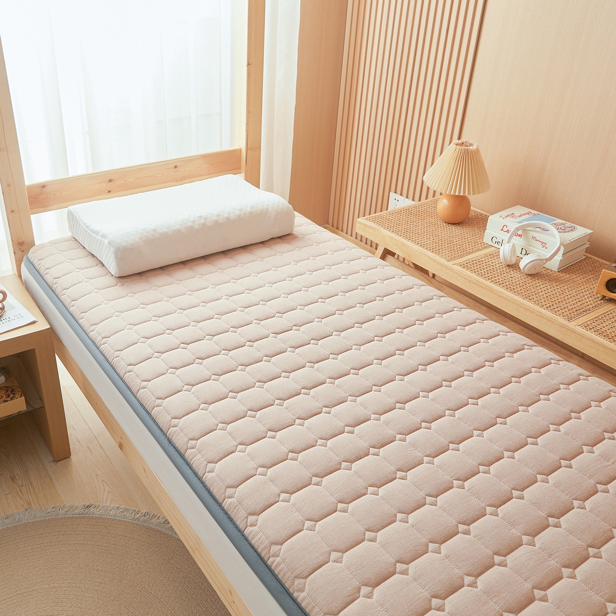 91家纺网 家纺一手货源 找家纺 丽诺床垫 2025新款全棉色织棉花学生床垫 棉花床垫-卡其色