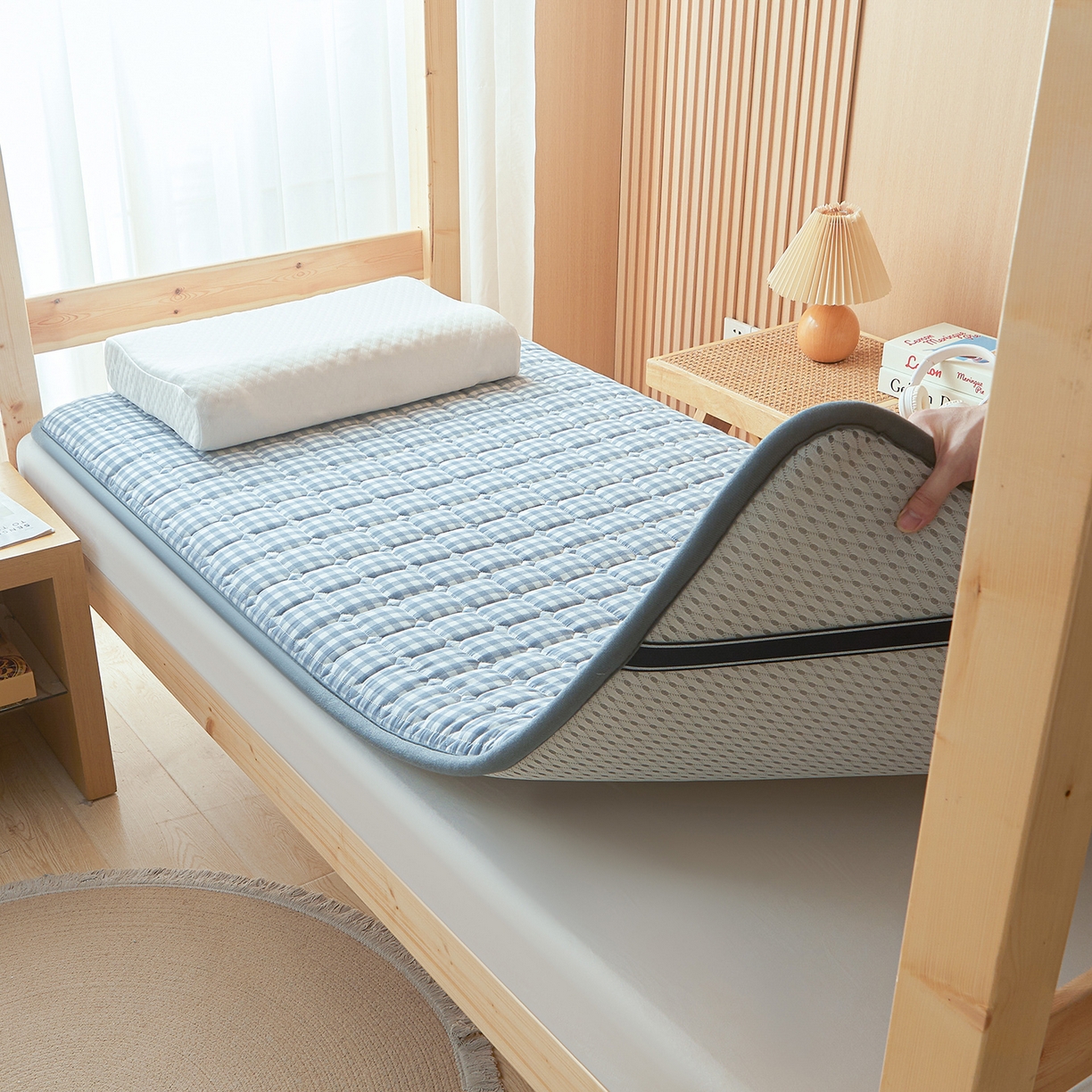 91家纺网 家纺一手货源 找家纺 丽诺床垫 2025新款全棉色织棉花学生床垫 棉花床垫-蓝小格