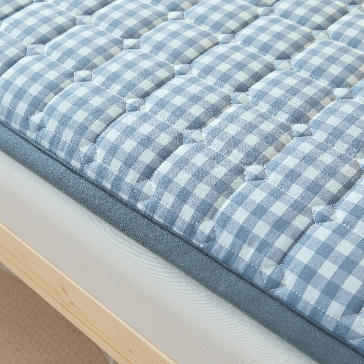 91家纺网 家纺一手货源 找家纺 丽诺床垫 2025新款全棉色织棉花学生床垫 棉花床垫-蓝小格