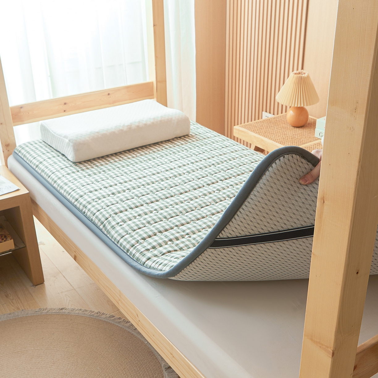 91家纺网 家纺一手货源 找家纺 丽诺床垫 2025新款全棉色织棉花学生床垫 棉花床垫-绿小格