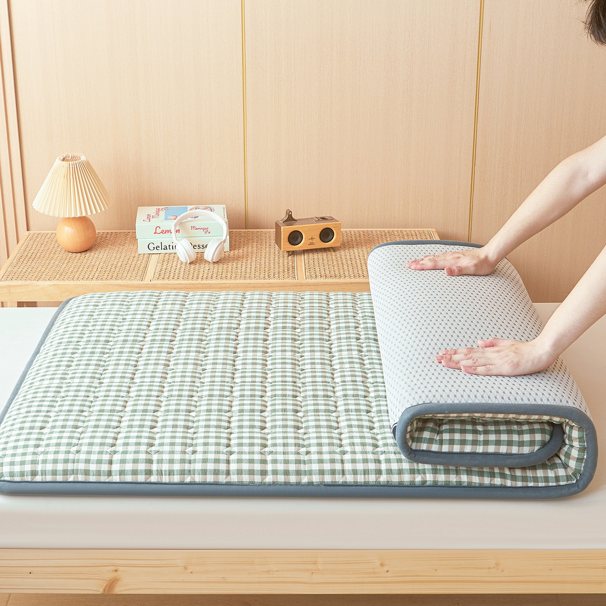 91家纺网 家纺一手货源 找家纺 丽诺床垫 2025新款全棉色织棉花学生床垫 棉花床垫-绿小格