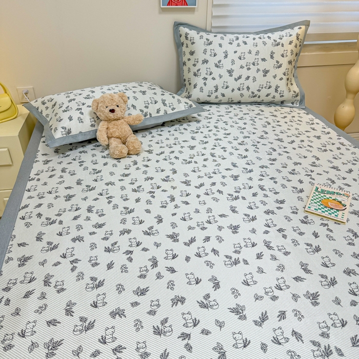 91家纺网 家纺一手货源 找家纺 慕尚家纺 2025新款600D小清新凉感冰丝凉席三件套 狐狸窝