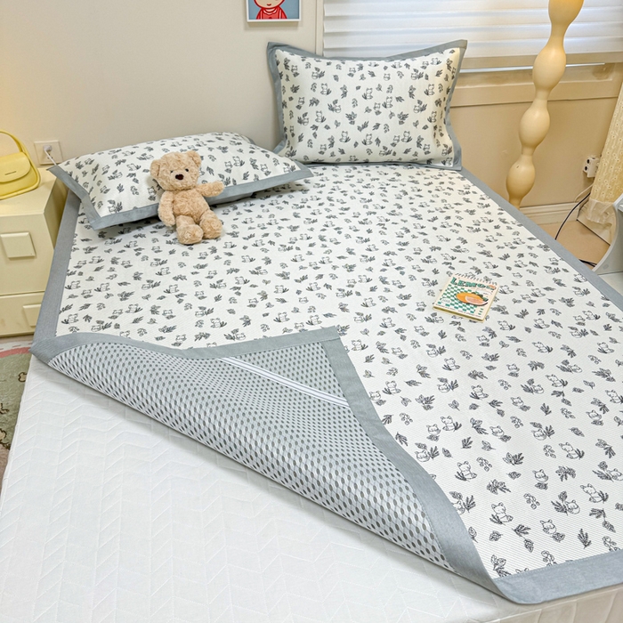 91家纺网 家纺一手货源 找家纺 慕尚家纺 2025新款600D小清新凉感冰丝凉席三件套 狐狸窝