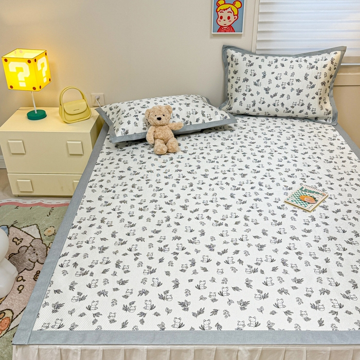 91家纺网 家纺一手货源 找家纺 慕尚家纺 2025新款600D小清新凉感冰丝凉席三件套 狐狸窝