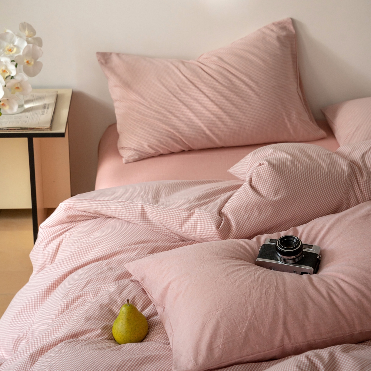 91家纺网 家纺一手货源 找家纺 玖弘家居 2025新款全棉水洗棉细格四件套 皮粉细格