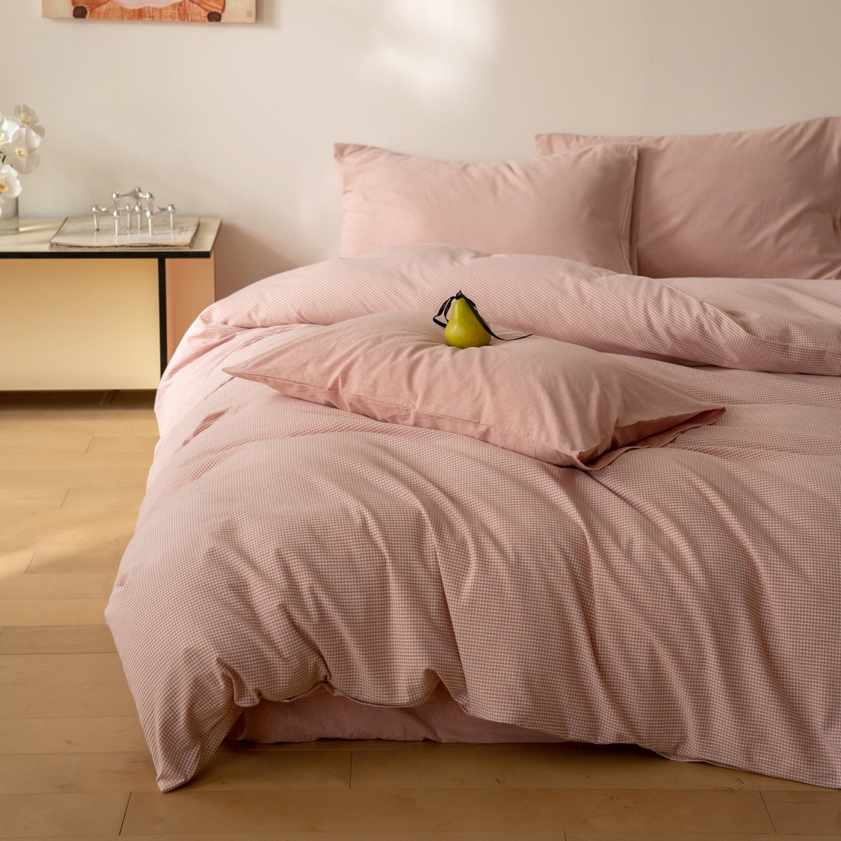 91家纺网 家纺一手货源 找家纺 玖弘家居 2025新款全棉水洗棉细格四件套 皮粉细格