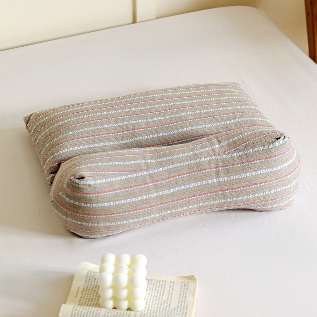 91家纺网 家纺一手货源 找家纺 （总）圣之寐 2025春夏新款三角牵引组合荞麦枕印花款