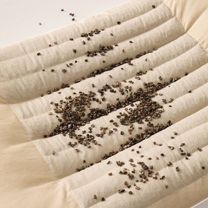 91家纺网 家纺一手货源 找家纺 （总）圣之寐 2025新款草本苦荞健康睡眠护颈枕头枕芯