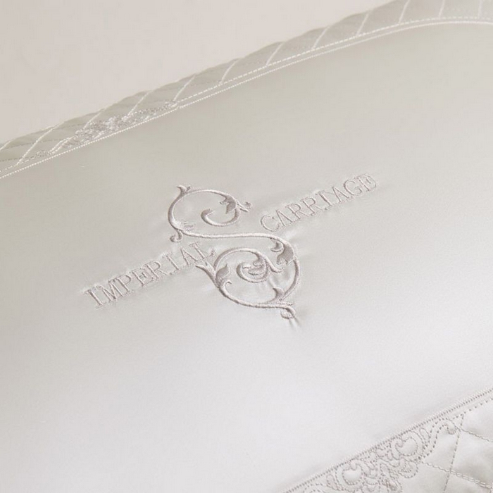 91家纺网 家纺一手货源 找家纺 圣之寐 2025新款蚕丝刺绣养 颜枕枕头枕芯 单边中枕