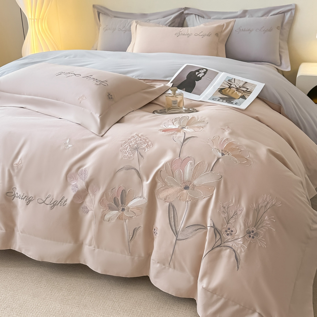 91家纺网 家纺一手货源 找家纺 博之洋婚庆 2025新款纯棉全棉长绒棉刺绣绣花高端礼盒四件套-花之语系列 粉灰