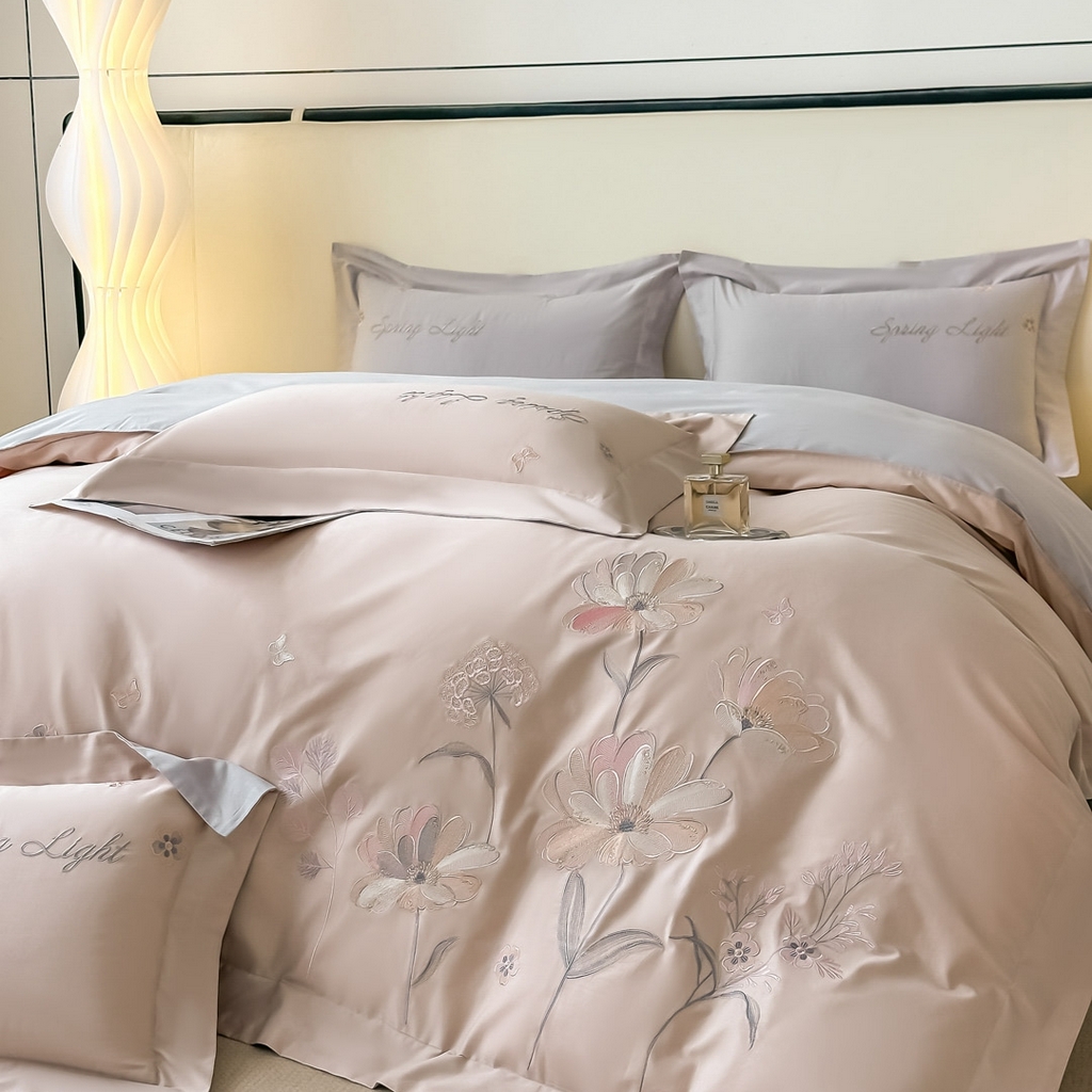 91家纺网 家纺一手货源 找家纺 博之洋婚庆 2025新款纯棉全棉长绒棉刺绣绣花高端礼盒四件套-花之语系列 粉灰