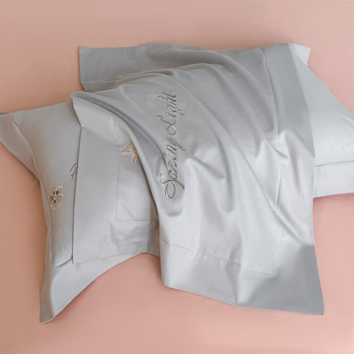 91家纺网 家纺一手货源 找家纺 博之洋婚庆 2025新款纯棉全棉长绒棉刺绣绣花高端礼盒四件套-花之语系列 高级灰