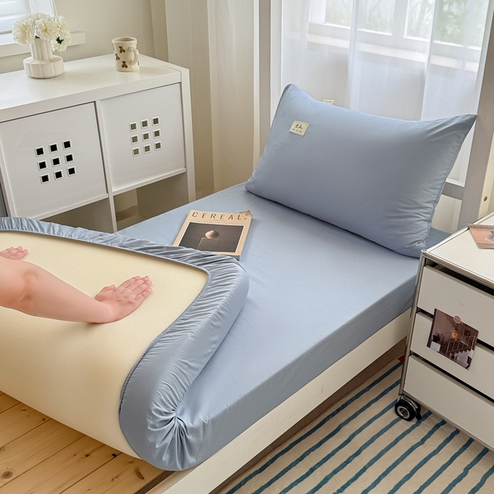 91家纺网 家纺一手货源 找家纺 眠博士 2025新款A类40支13372全棉纯棉纯色学生床三件套 浅蓝