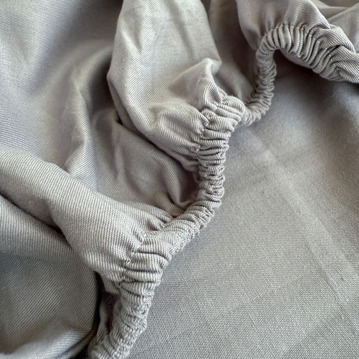 91家纺网 家纺一手货源 找家纺 眠博士 2025新款A类40支13372全棉纯棉纯色学生床三件套 银灰色