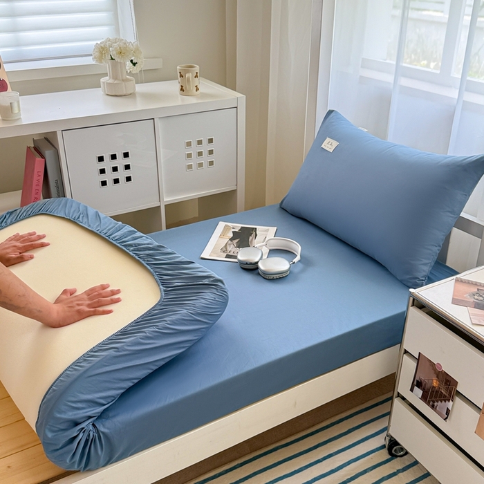 91家纺网 家纺一手货源 找家纺 眠博士 2025新款A类40支13372全棉纯棉纯色学生床三件套 宝蓝