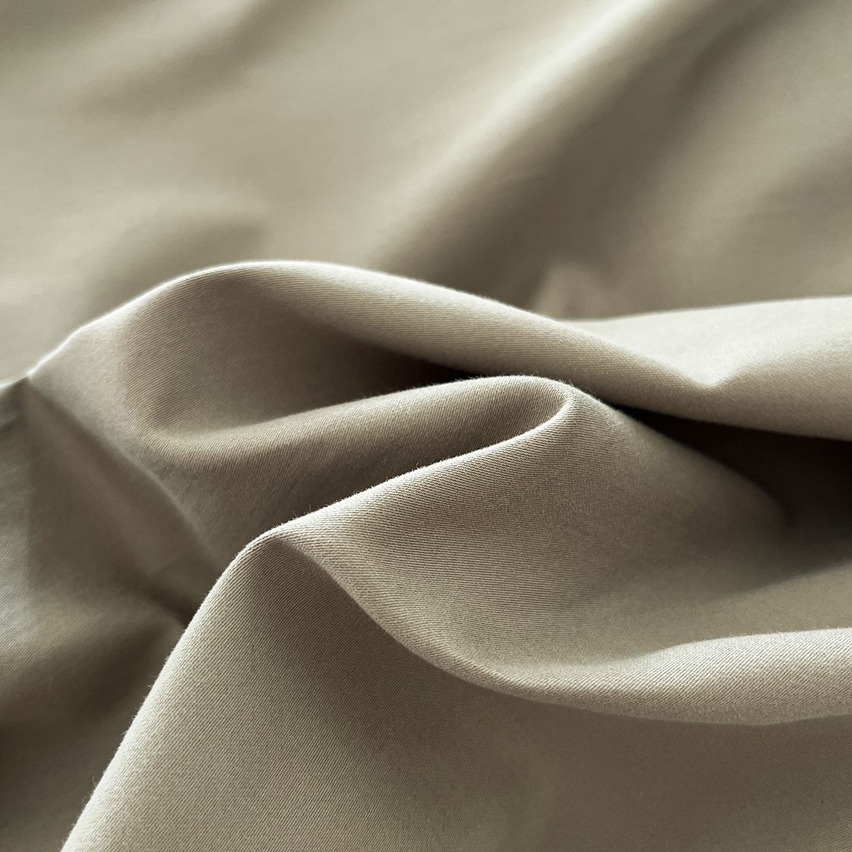 91家纺网 家纺一手货源 找家纺 三朵家纺 2025新款50支加厚全棉纯棉磨毛混搭四件套-美拉德系列 咖灰