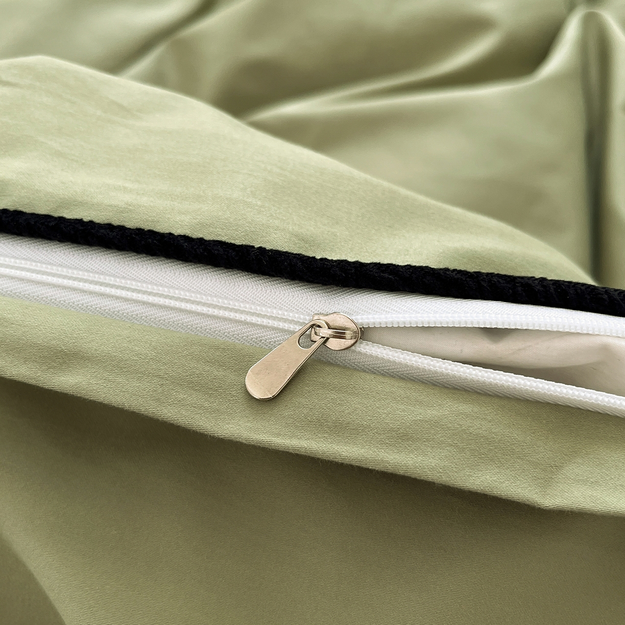 91家纺网 家纺一手货源 找家纺 三朵家纺 2025新款50支加厚全棉纯棉磨毛混搭四件套-美拉德系列 绿萝色