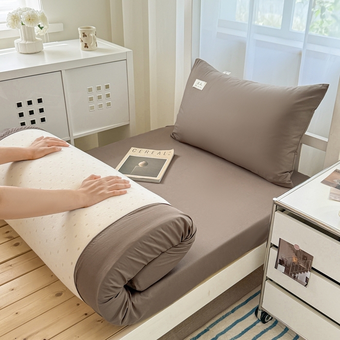 91家纺网 家纺一手货源 找家纺 眠博士 2025新款A类40支13372全棉纯棉纯色学生床三件套 春泥