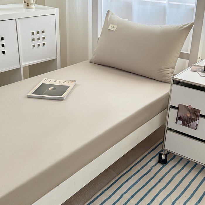 91家纺网 家纺一手货源 找家纺 眠博士 2025新款A类40支13372全棉纯棉纯色学生床三件套 杏色