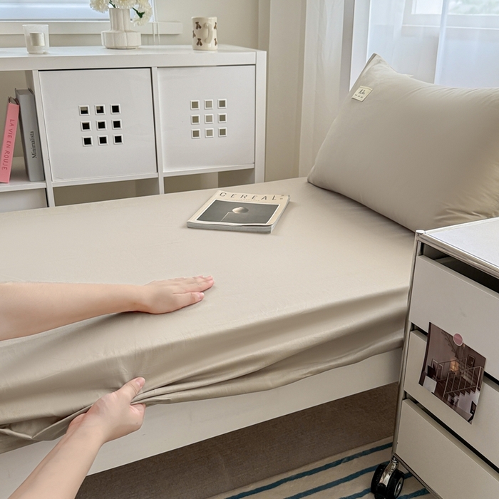 91家纺网 家纺一手货源 找家纺 眠博士 2025新款A类40支13372全棉纯棉纯色学生床三件套 杏色