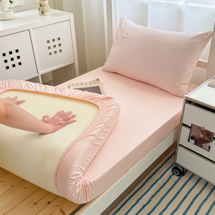 91家纺网 家纺一手货源 找家纺 眠博士 2025新款A类40支13372全棉纯棉纯色学生床三件套 浅粉