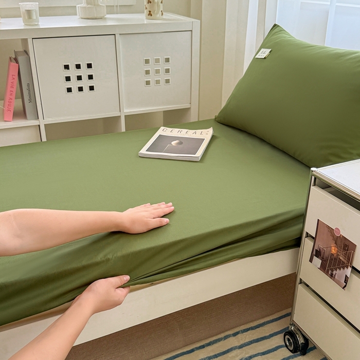 91家纺网 家纺一手货源 找家纺 眠博士 2025新款A类40支13372全棉纯棉纯色学生床三件套 军绿