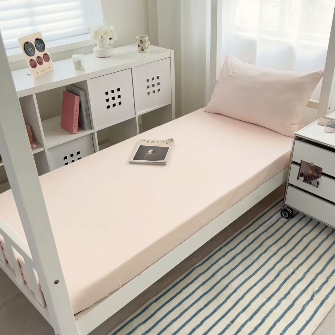 91家纺网 家纺一手货源 找家纺 眠博士 2025新款A类40支13372全棉纯棉纯色学生床三件套 浅粉