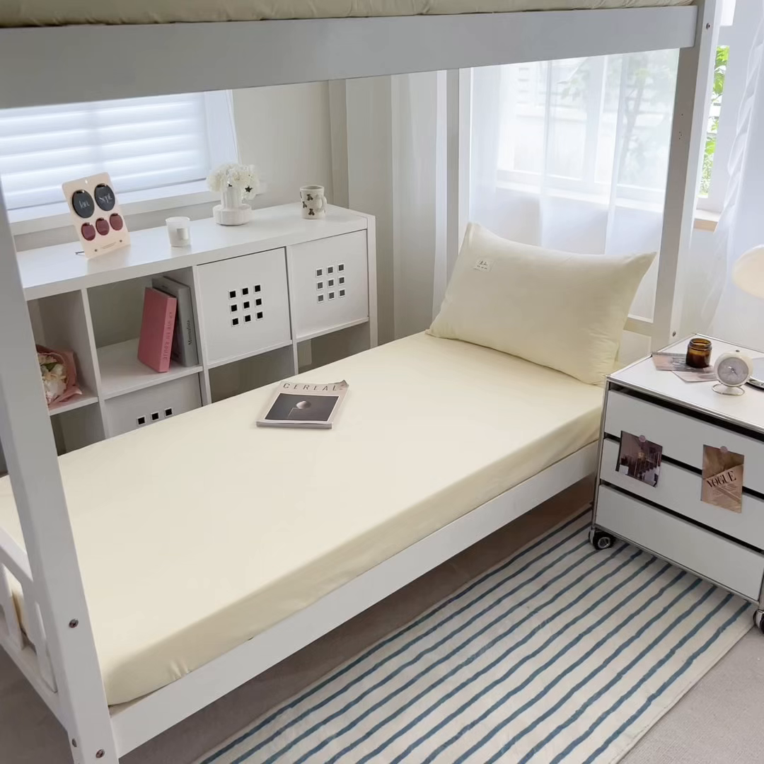 91家纺网 家纺一手货源 找家纺 眠博士 2025新款A类40支13372全棉纯棉纯色学生床三件套 浅黄