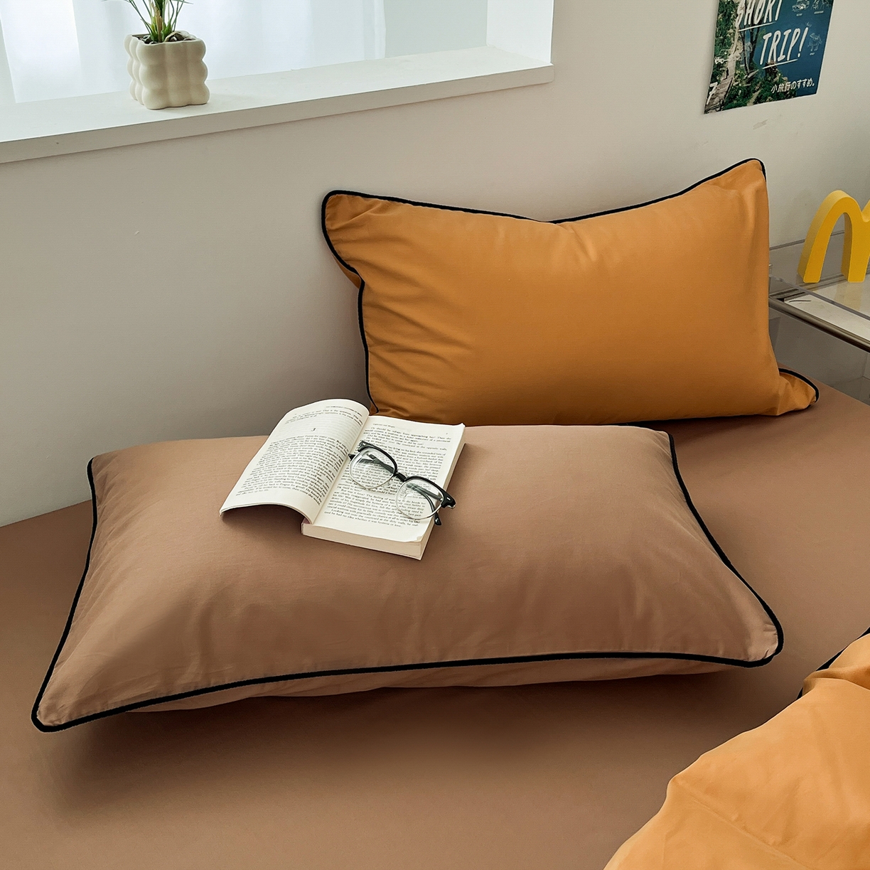 91家纺网 家纺一手货源 找家纺 三朵家纺 2025新款50支加厚全棉纯棉磨毛混搭四件套-美拉德系列 天橙色