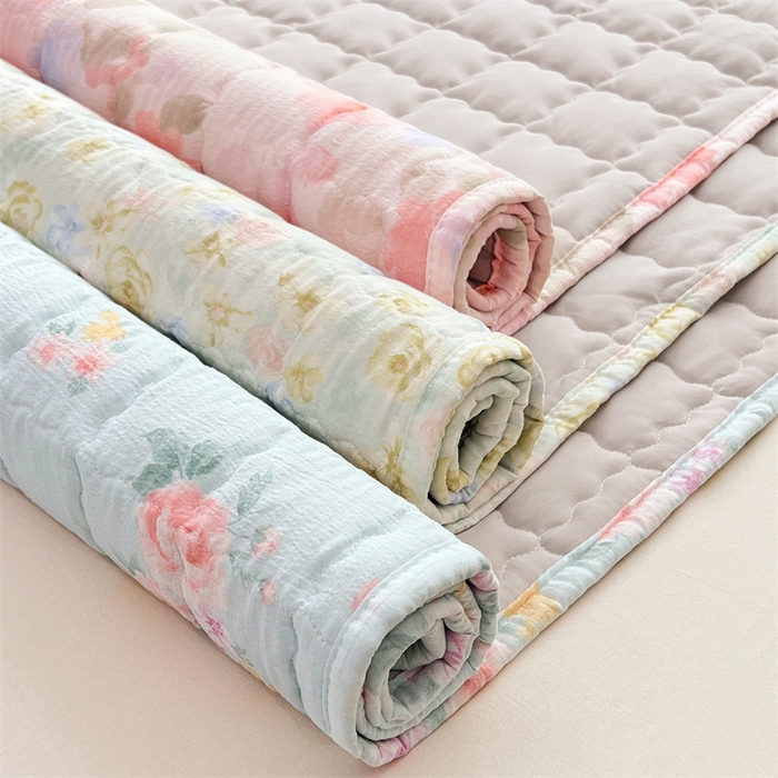 91家纺网 家纺一手货源 找家纺 梦舒羽 2025新款云感双层纱夹棉床褥床护垫床垫保护垫学生宿舍专用三件套 快乐逐梦