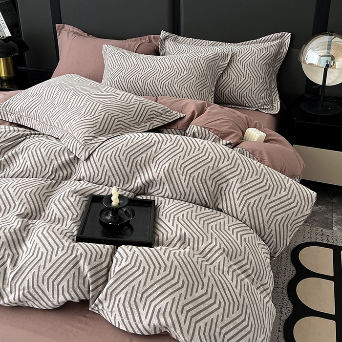 91家纺网 家纺一手货源 找家纺 锦彩家居 2025新款A类60支全棉纯棉色织提花四件套-复古风系列 简雅几何-豆沙