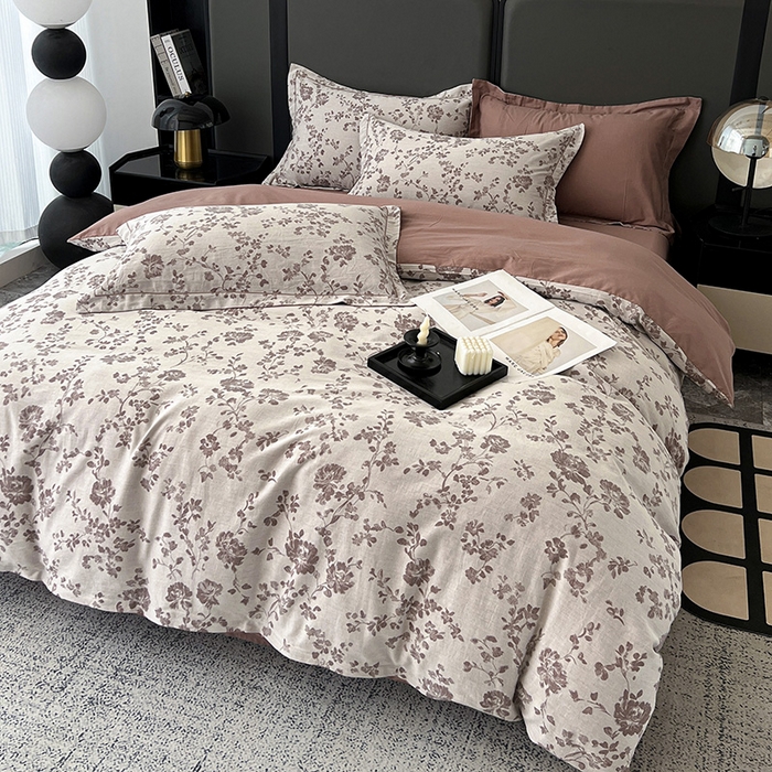 91家纺网 家纺一手货源 找家纺 锦彩家居 2025新款A类60支全棉纯棉色织提花四件套-复古风系列 屋顶花园-豆沙