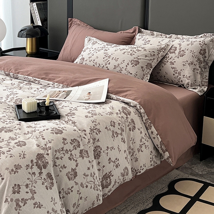 91家纺网 家纺一手货源 找家纺 锦彩家居 2025新款A类60支全棉纯棉色织提花四件套-复古风系列 屋顶花园-豆沙