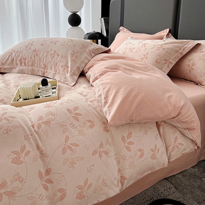 91家纺网 家纺一手货源 找家纺 锦彩家居 2025新款A类60支全棉纯棉色织提花四件套-复古风系列 枝繁叶茂-粉