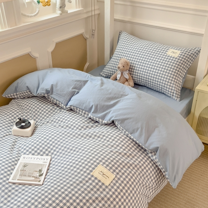 91家纺网 家纺一手货源 找家纺 宝士康家纺 2025新款亲肤水洗棉学生床笠款六件套 天蓝中格