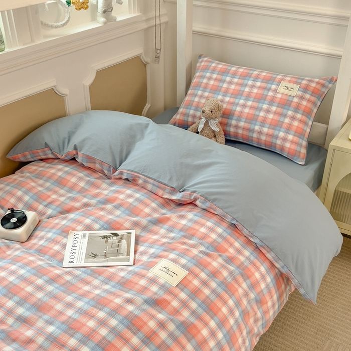 91家纺网 家纺一手货源 找家纺 宝士康家纺 2025新款亲肤水洗棉学生床笠款六件套 炫彩格