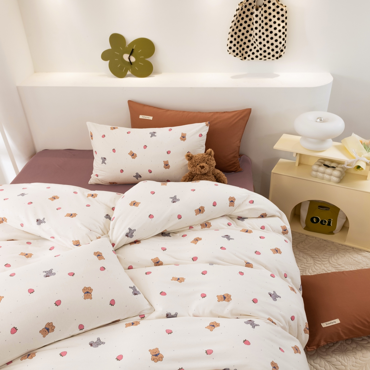 91家纺网 家纺一手货源 找家纺 博尔菲 2026新款全棉针织棉四件套 白底草莓熊