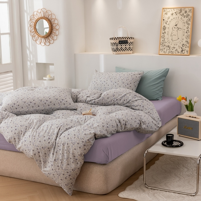 91家纺网 家纺一手货源 找家纺 博尔菲 2025新款全棉针织棉四件套 蓝底迷你小花