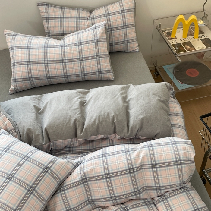 91家纺网 家纺一手货源 找家纺 ab家纺 2025新款40支色织a类全棉水洗棉四件套 春野粉蓝